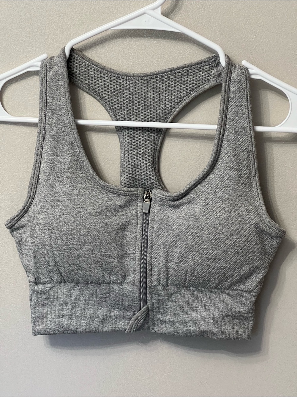 2 PACK Black and Grey Front-Zip Racerback Sports Bras